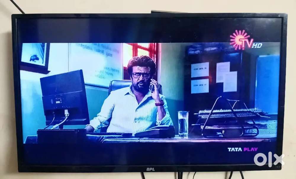 BPL 32 inch with remote