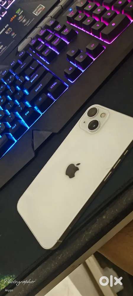iPhone 13 128gb white colour