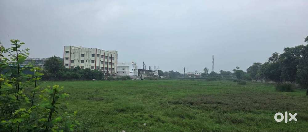 COMMERCIAL PROPERTY 12 GROUNDS ON ROAD FOR SALE AT VELACHERY, CH 100.