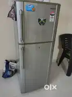 Samsung double door refrigerator with neat condition