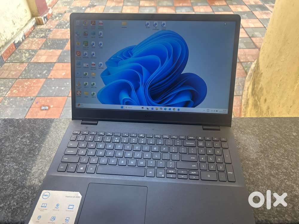 Laptop Dell i3 Inspiron