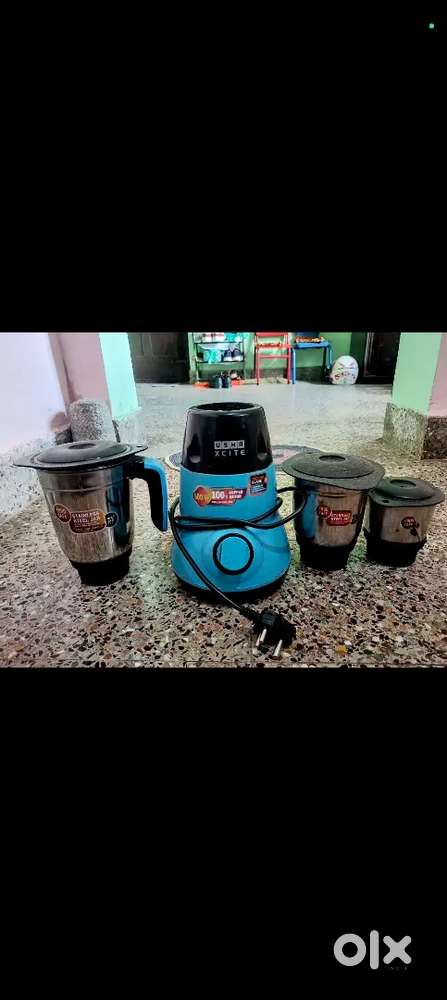 USHA  Mixer grinder