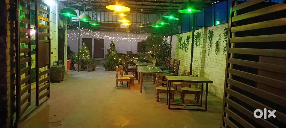 For rent or lease space for party lown or restaurant