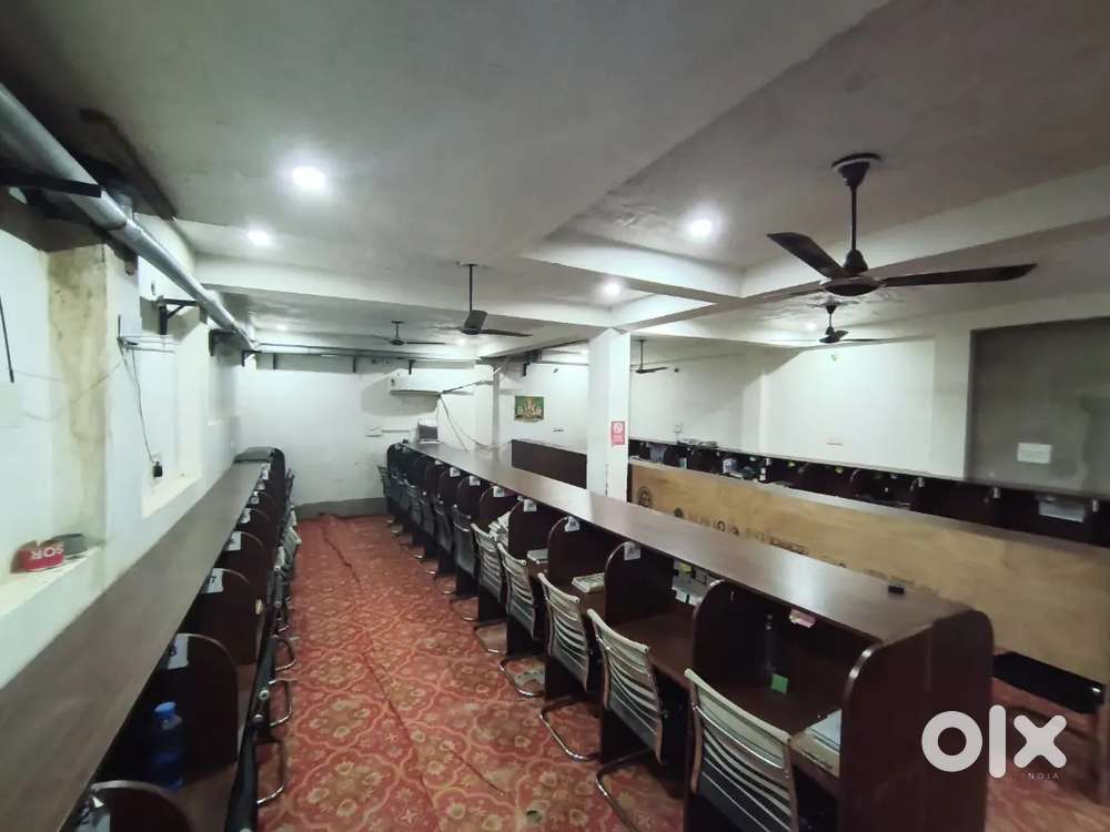 library ka pura saman