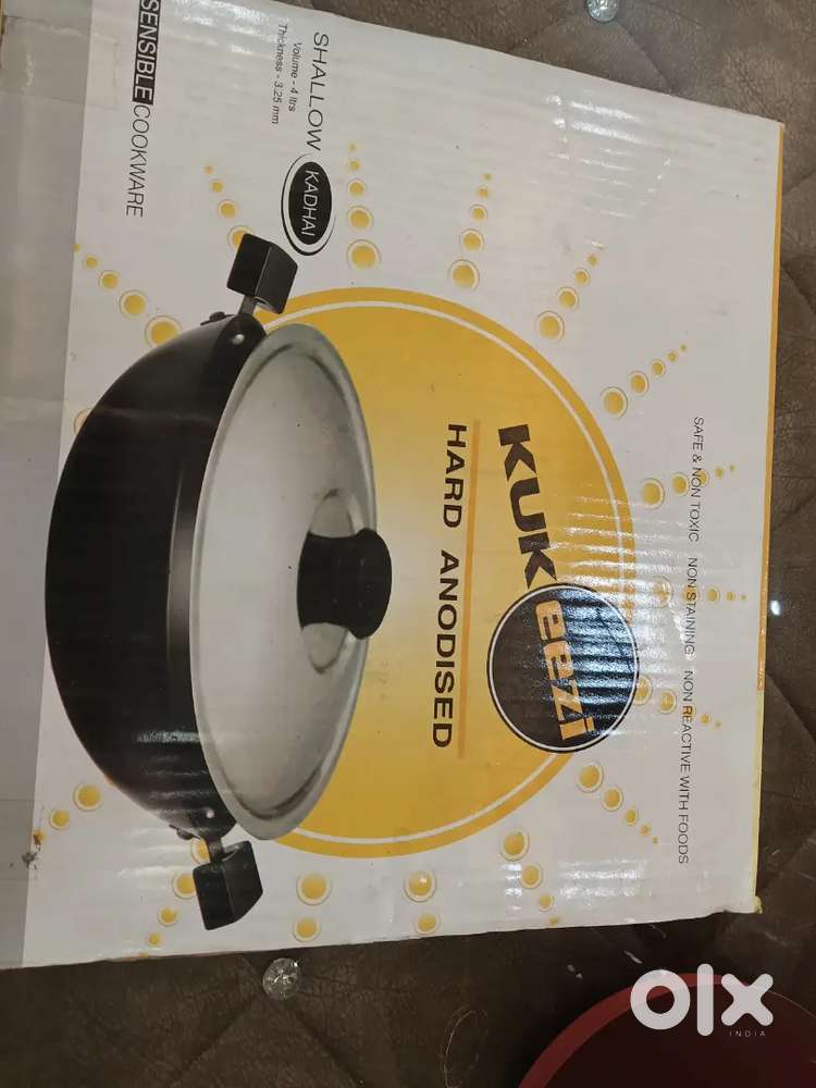 Kukeezi Hard Anodized Shallow Kadhai