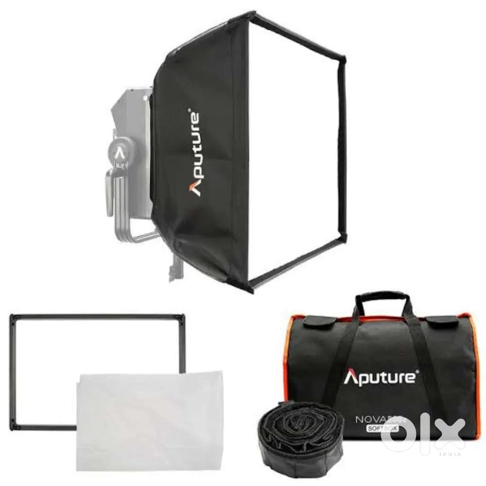 For sale : New aputure nova p300c RGBWW LED panel light kit