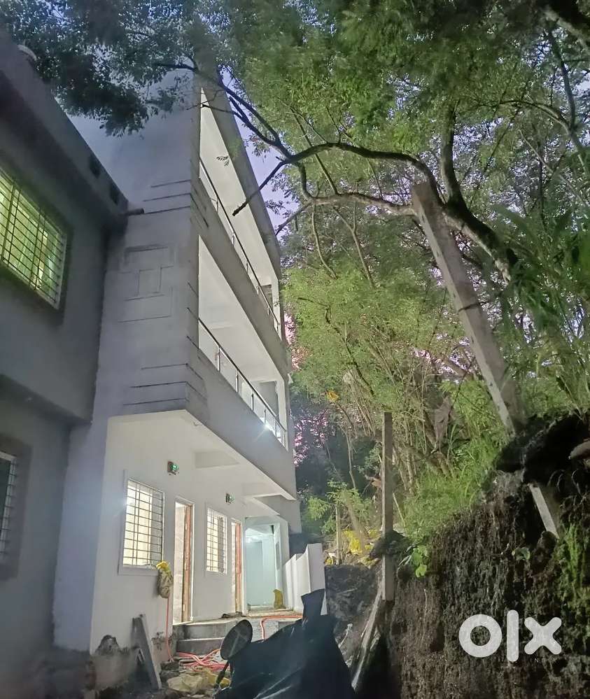 1RK available on Rent with 24 hr water, CCTV, security, WiFi, Parking