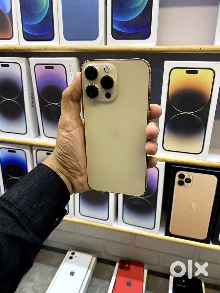 iPhone refurbished available