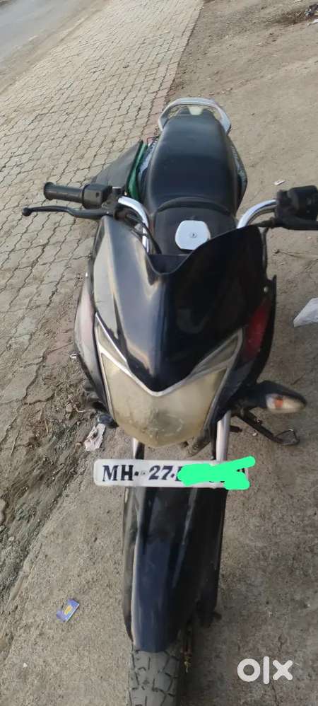 Discover 100T red and Balck patta