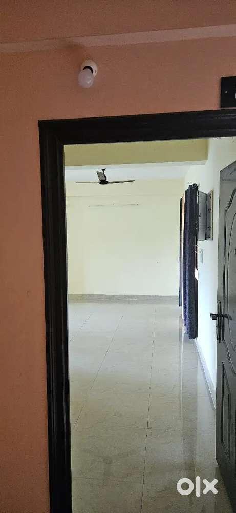 2 BHK  Semifurnished  Lift  Generator  Security  car parking