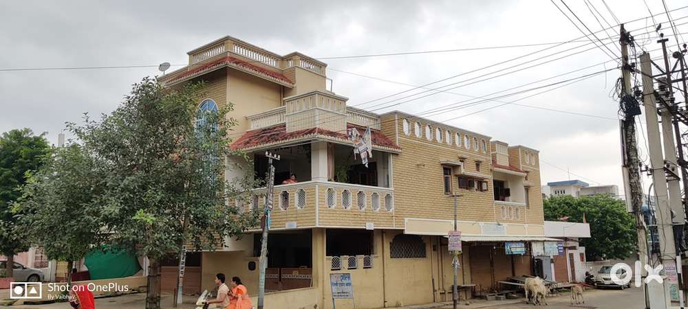 8*10 area Shop for commercial purpose