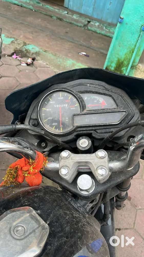 Bajaj discover 100T