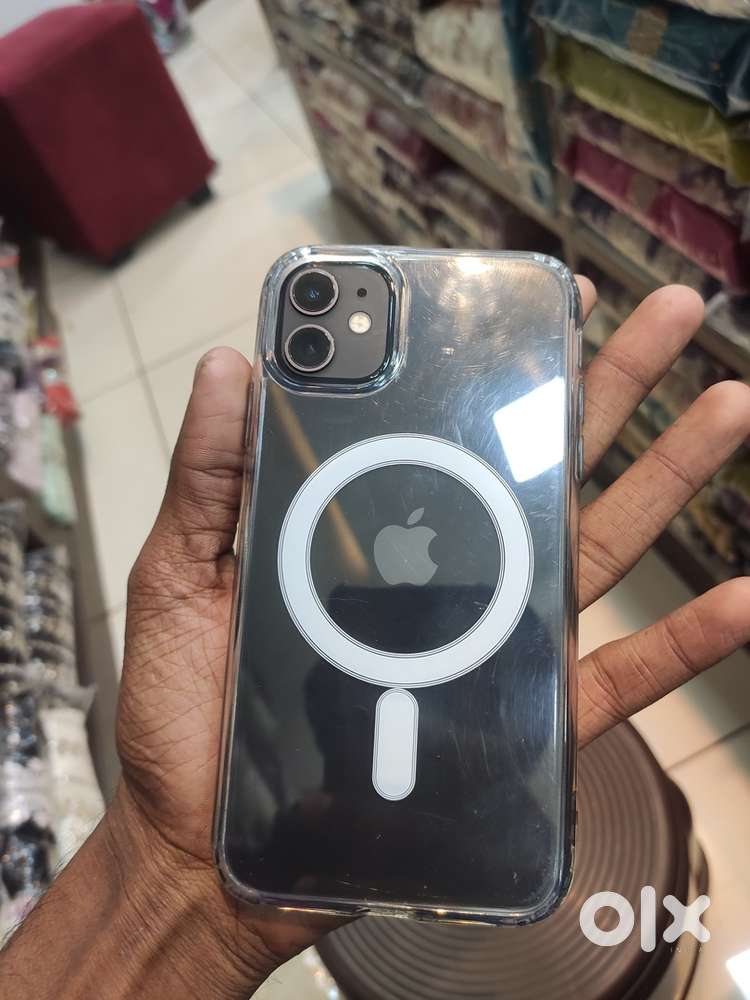 I phone 11 / 64 gb fix prise