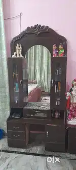 Dressing table for sell