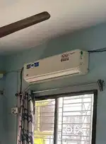 2 nos inverter one ton split ac with copper coil 17,000/- (each)