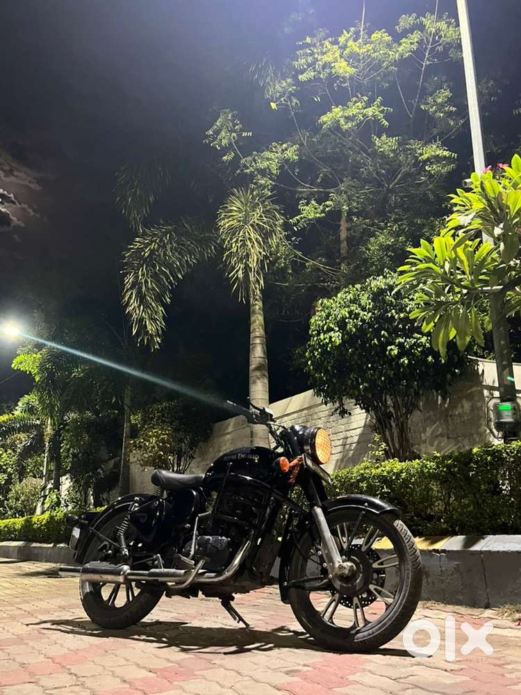 Nicely maintained classic 350