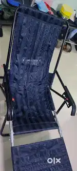 Recliner easy chair