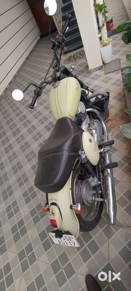 Jawa 42 – 2019 Model  Excellent Condition  Reliable & Stylish