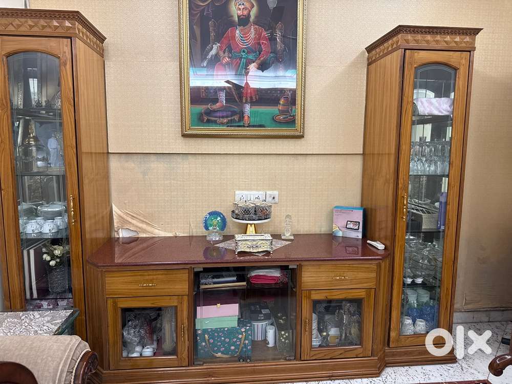 Showcase or crockery unit
