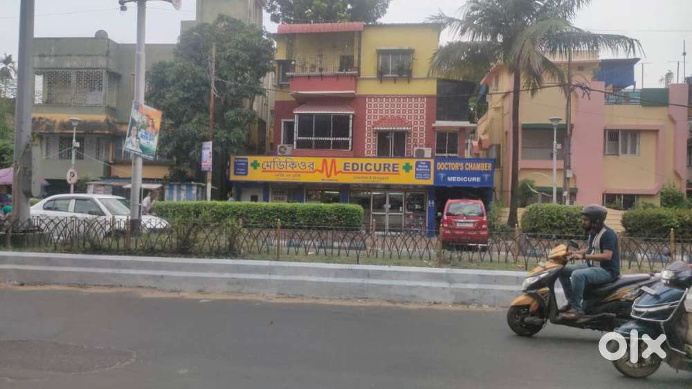 Showroom Space For Sale At Patuli  B P Township