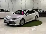 For Sale : 2019 Toyota Camry Hybrid