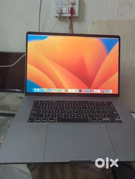 Apple MacBook Pro A2141 i7 16GB 512GB touchbar and graphics