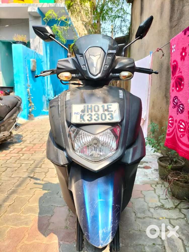 Ray zr 125 selling