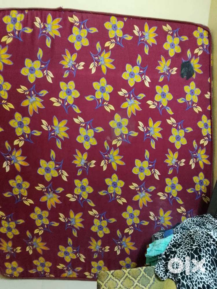 Double bed mattress gadi