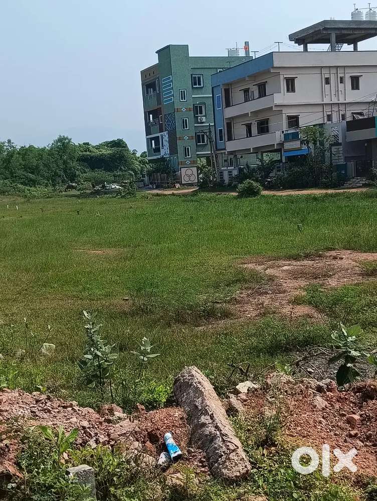Laxmipuram plots, near vepaguta, price negotiable.