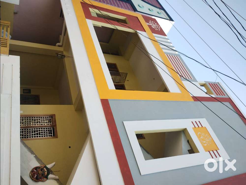 House for rent available in patnaik colony zp road