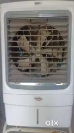 Electronics cooler