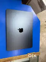 macbook air M2 8gb 256gb like new with box acc