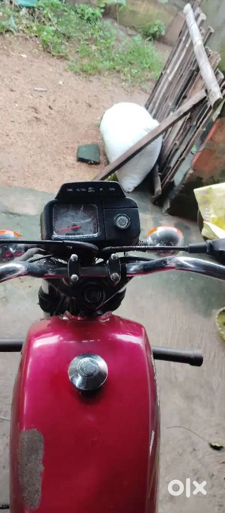 Suzuki max100 2002model with RC book