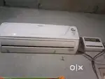 Ac bechna hai