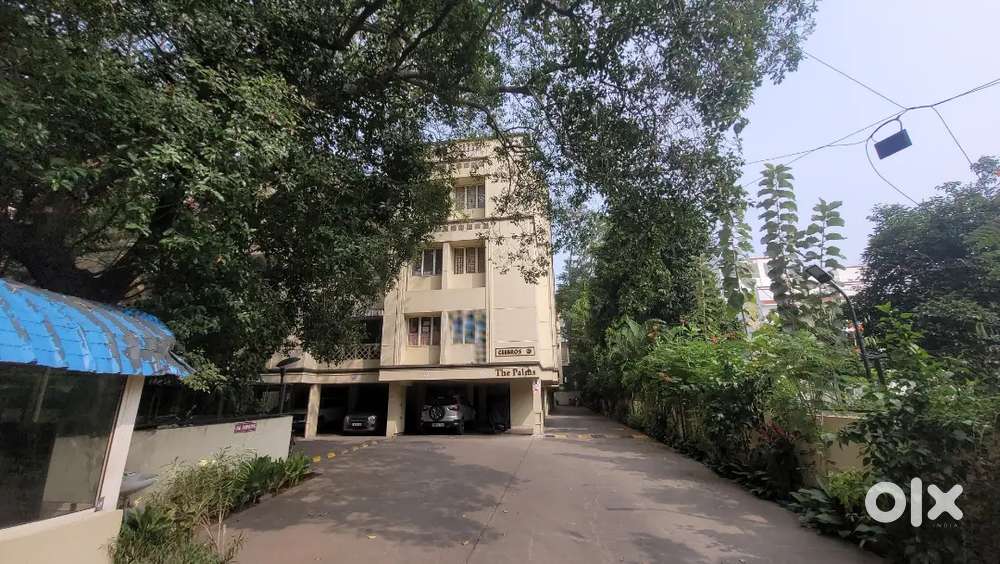 EGMORE FLAT FOR SALE