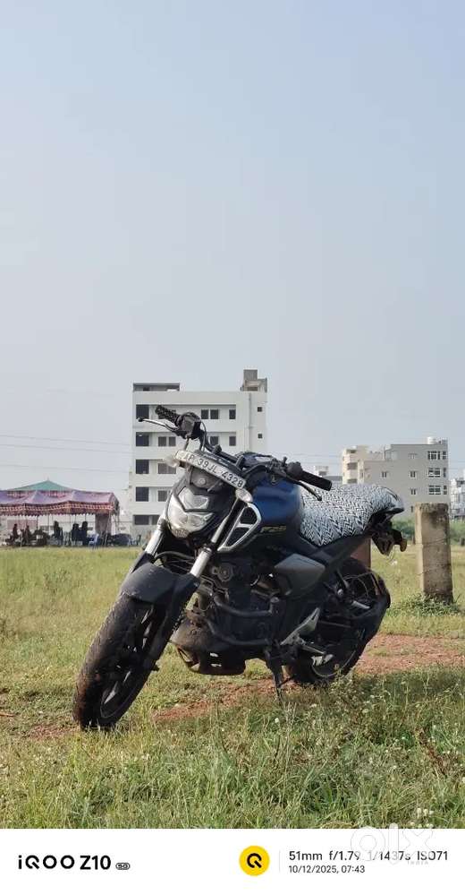 Like new one single hand vehicle fz v3