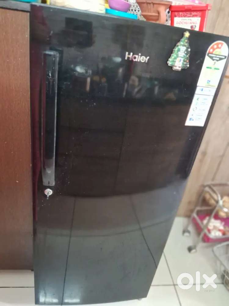 Early Haier fridge 2 yr old Excellent condition