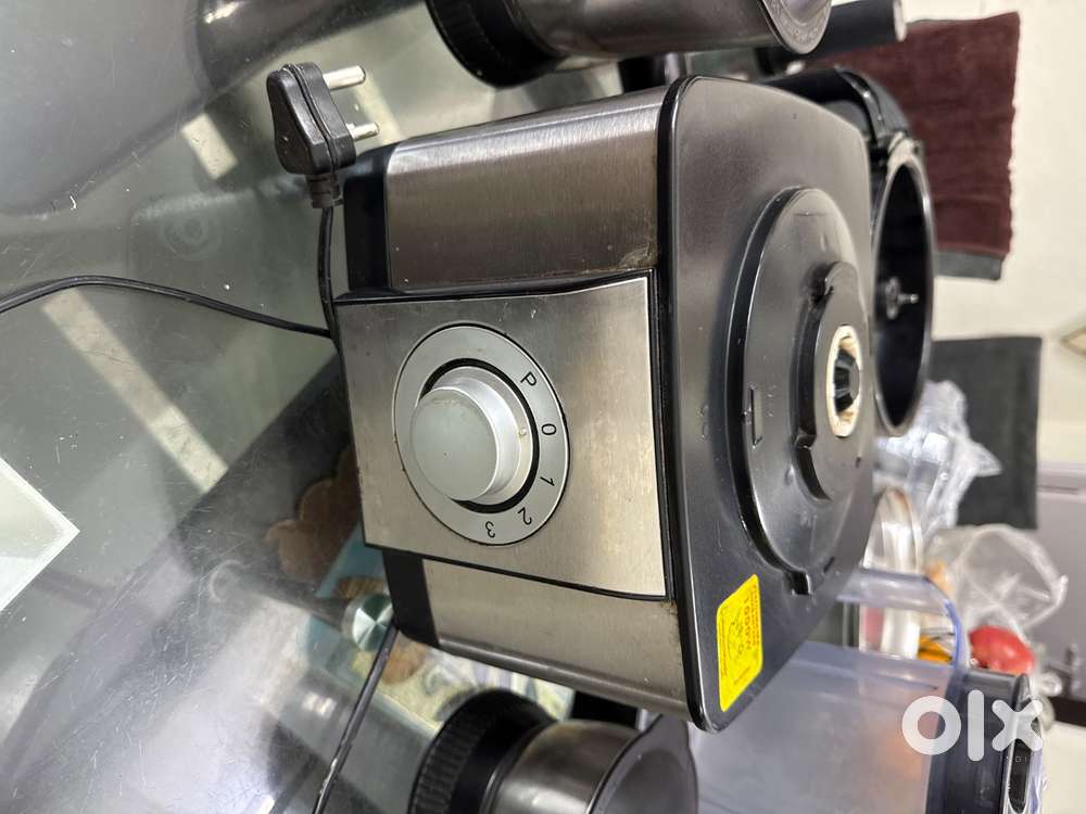 It’s a Morphy Richards food processor.icon superb 1000 w