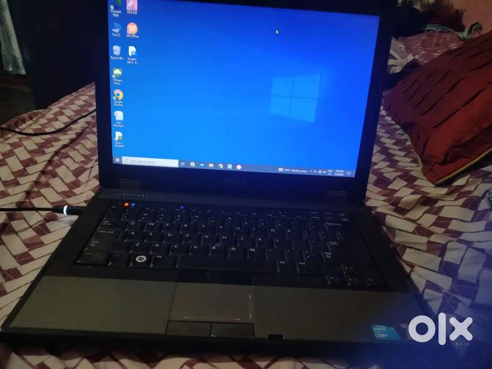 Dell laptop working good condition with charger cable