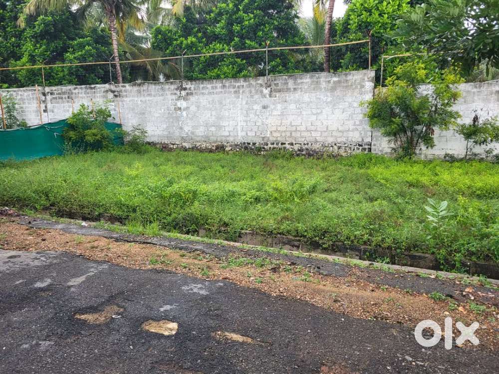 House Plot 6 cents Urgent Sale @ Low Price in Yakkara nr Palakkad Town