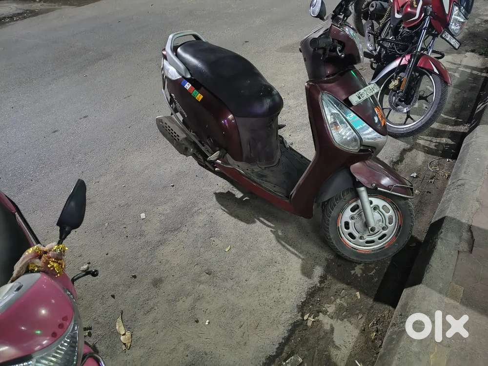 Honda aviator for sale urgently.All papers ok.Scooty in good conditio