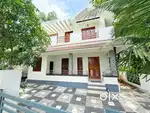 06 YEAR OLD 03 BHK HOUSE FOR SALE NEAR NJALIYAKUZHI - PARAKULAM ROAD