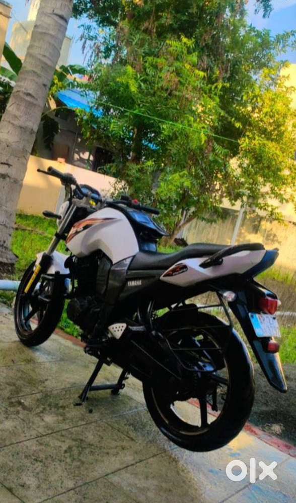 Vehicle is in good condition with new back tyre and chain sockets