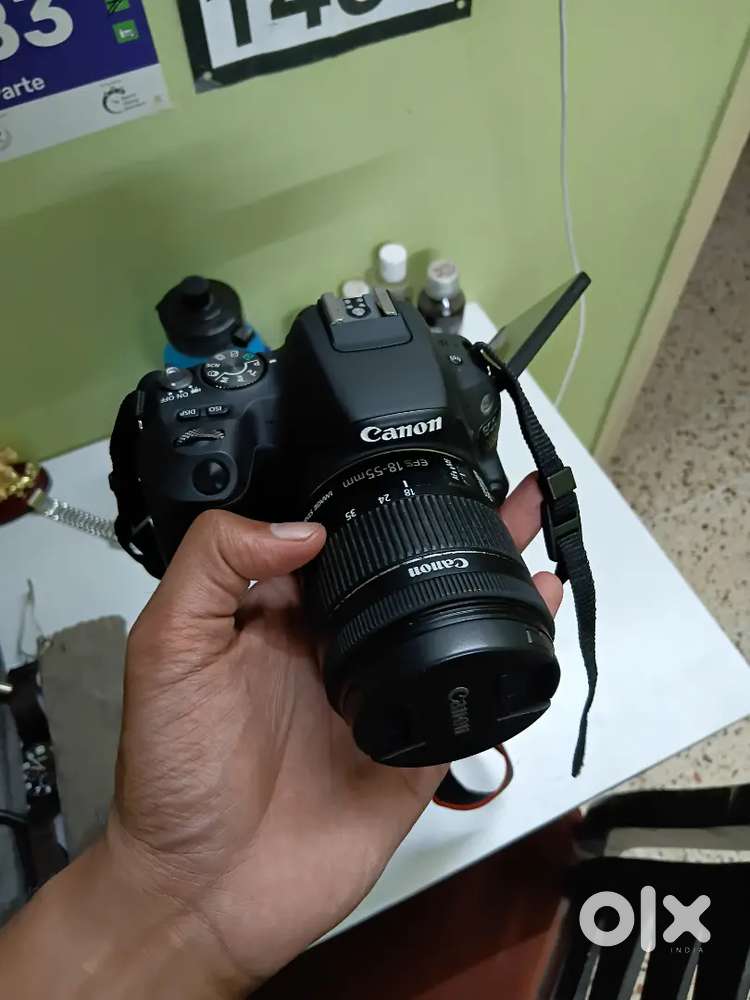 Canon 200D ( 18-55 lens & 55-250 )