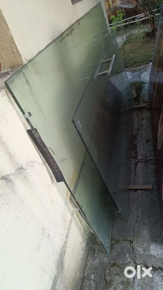 Glass gets office ke liye