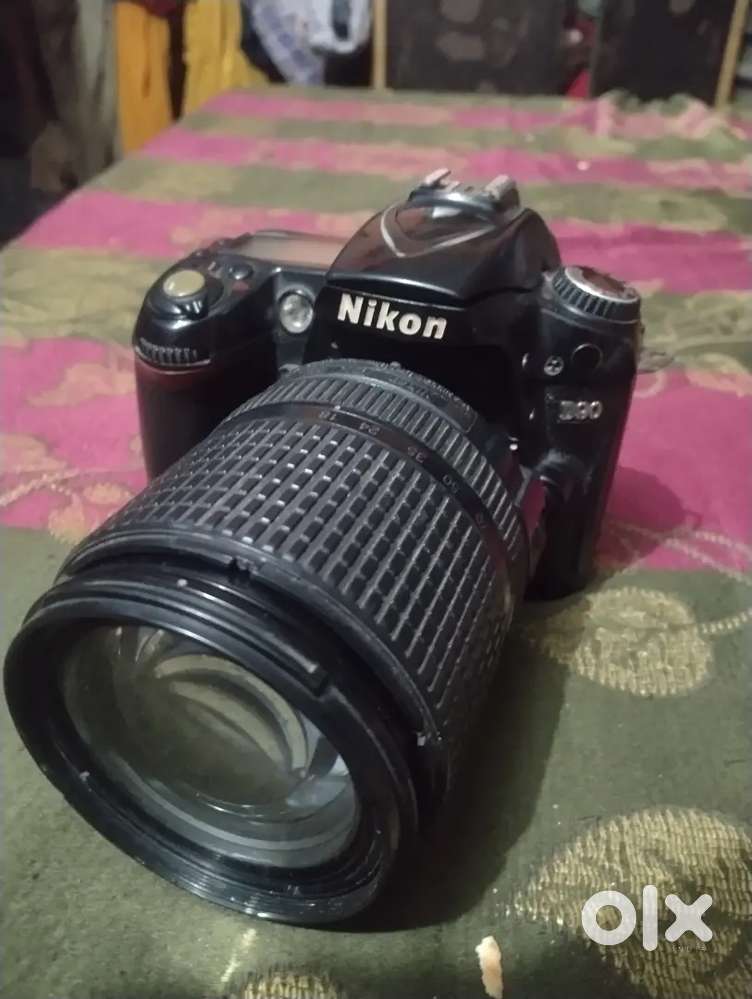 Nikon  D90