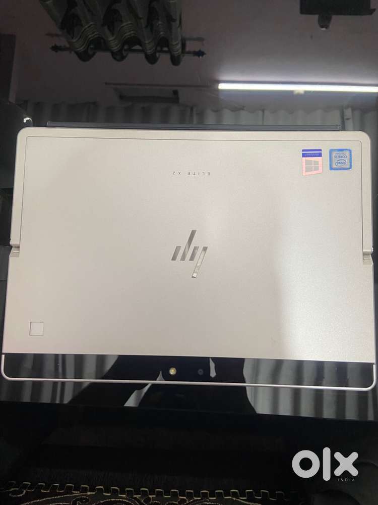 HP Elite X2 (2-in-1 Tablet + Laptop)  Touchscreen  Core i5 7th Gen
