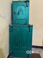 Antique almirah/ vintage cabinet/ armoire/ storage unit