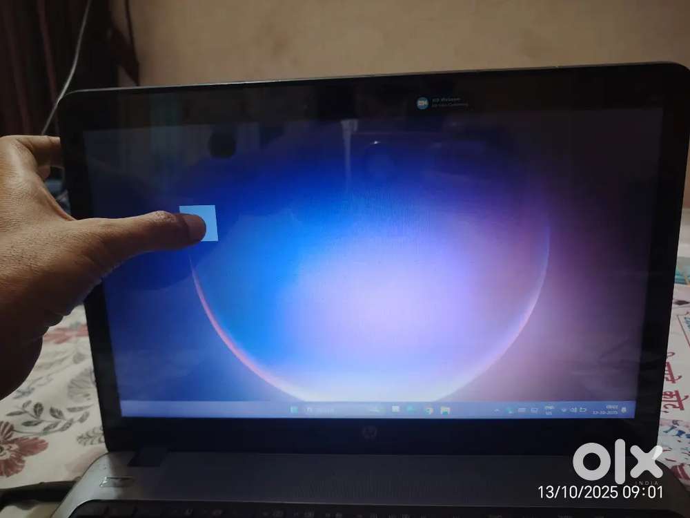 15.6 Touch Display Hp laptop inbuilt fingerprint scanner with charger