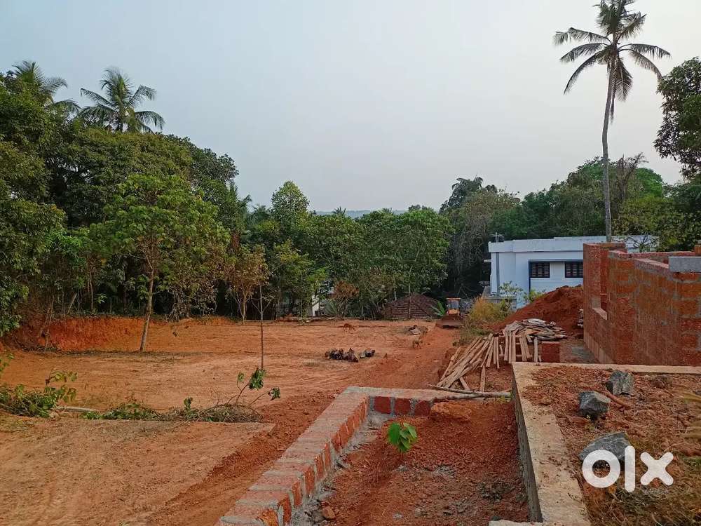 32 cents near Hi Lite mall, 5cent Villa Plots available